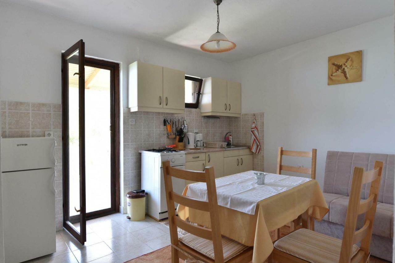 Marko Apartment Gdinj