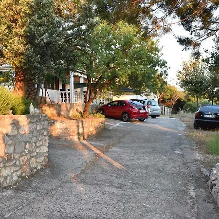 Apartmani Marko Gdinj Zewnętrze zdjęcie