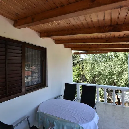 Apartmani Marko Gdinj Zewnętrze zdjęcie