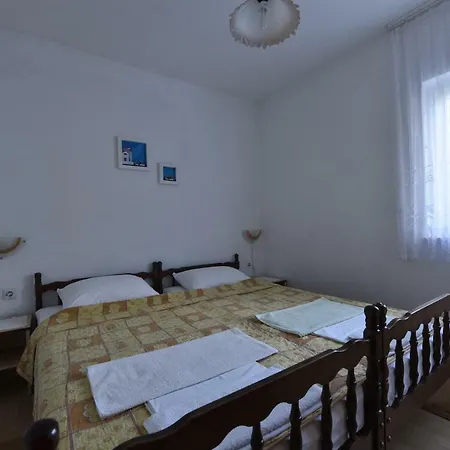 Apartmani Marko Gdinj Zewnętrze zdjęcie