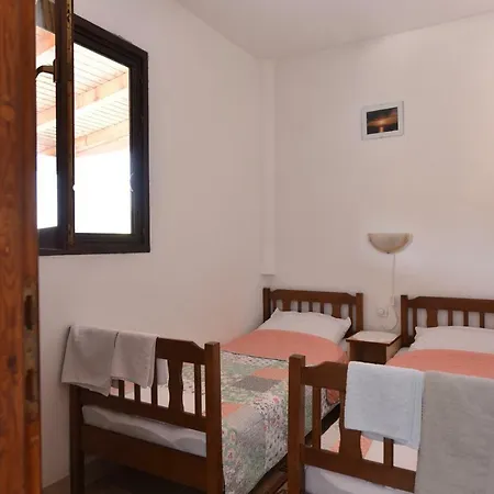 Apartmani Marko Gdinj Zewnętrze zdjęcie